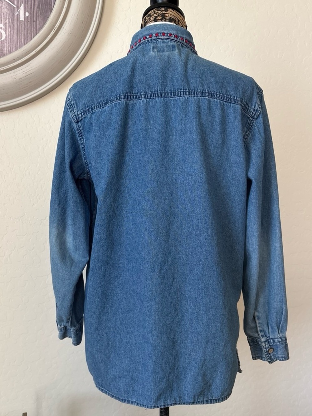 Bobbie Brooks Denim Blouse Shirt L Vintage Applique Fashion Clothing Blue Unique - Picture 2 of 8